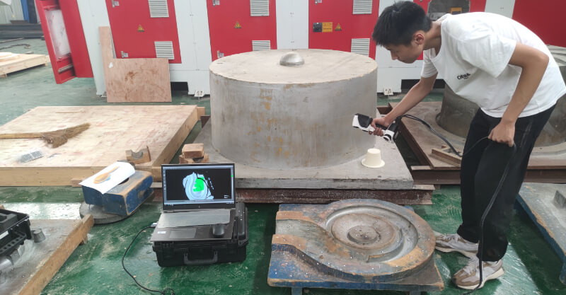 3D Scanning a Wood Mold of the Pump with iReal 2E